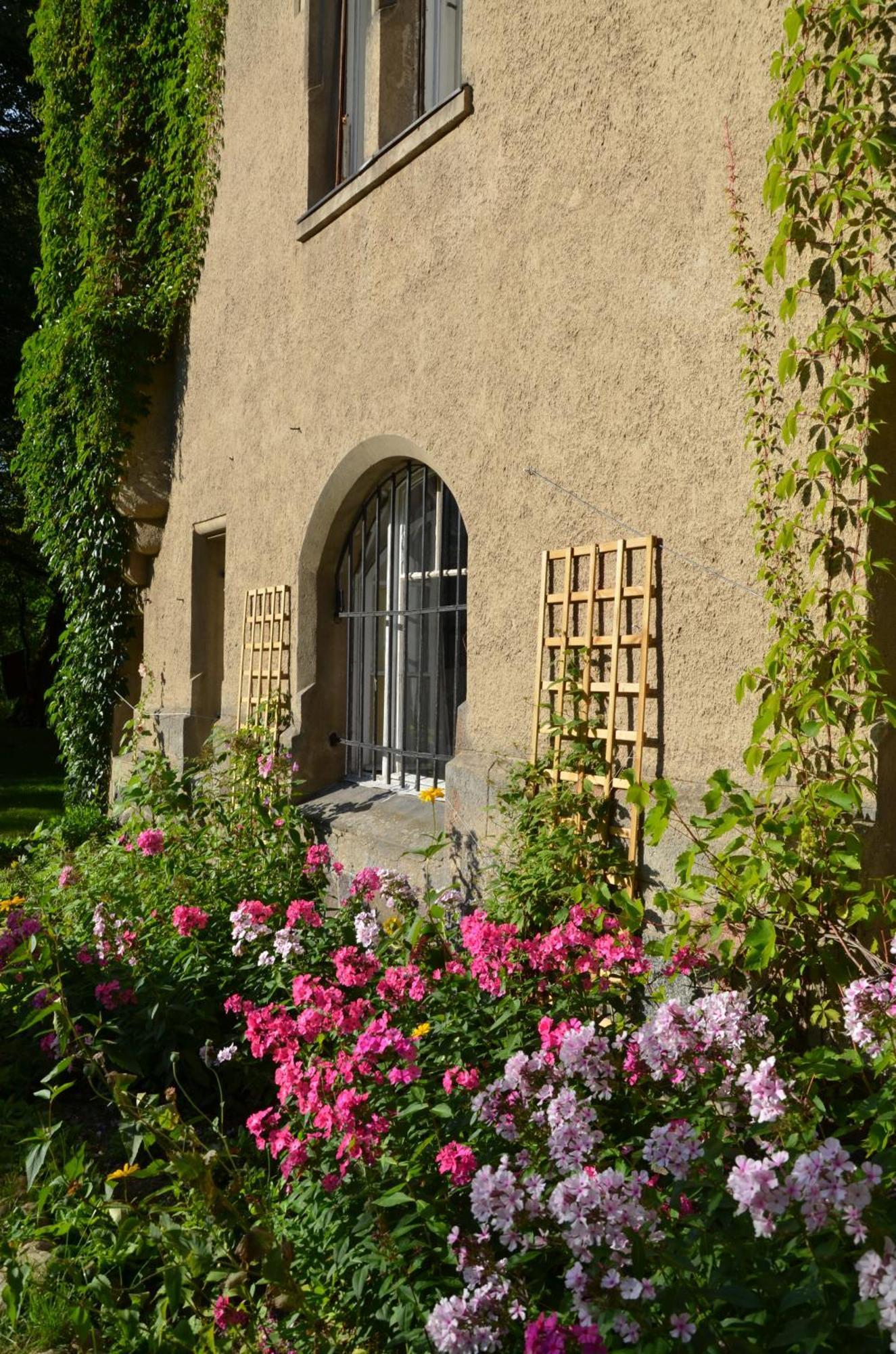 Palac Mysliwski Orle Solutions Mirosławiec Exterior foto