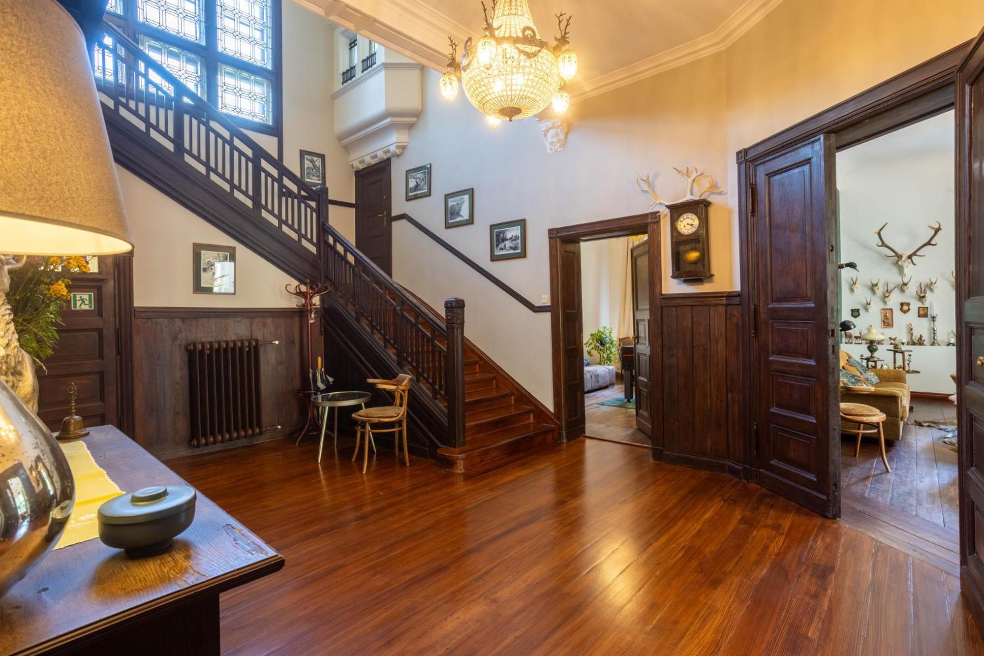 Palac Mysliwski Orle Solutions Mirosławiec Exterior foto